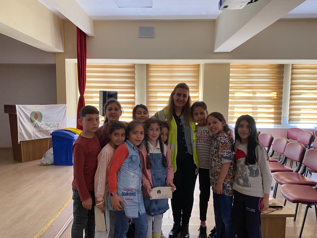 0fd27bc3-531a-4eb8-9f5a-dc3433d04942